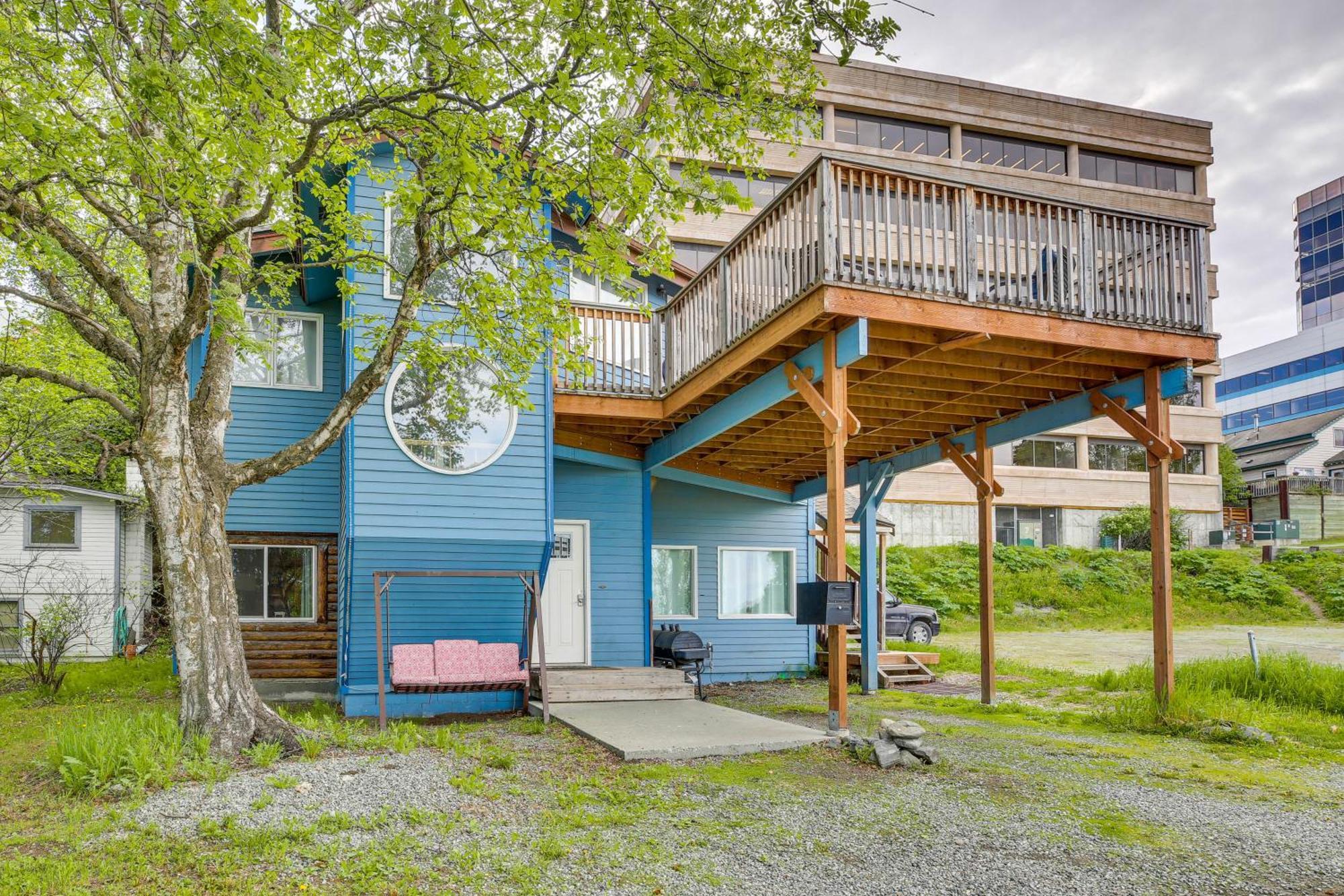 Waterfront Apt, Walk To Town And Coastal Trail! 앵커리지 외부 사진